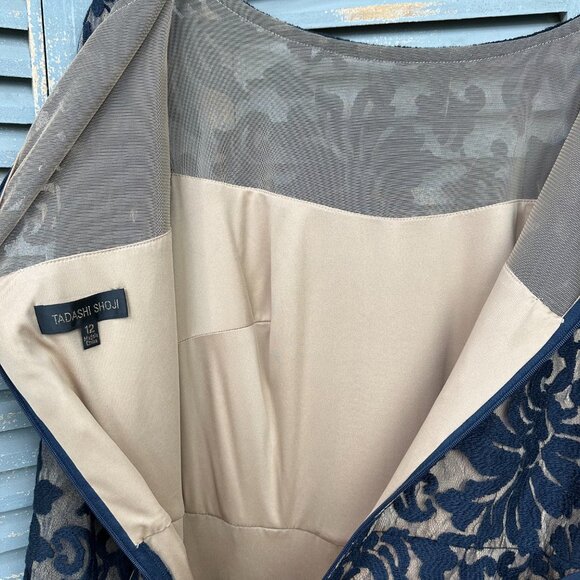 Tadashi Shoji Kennedy Embroidered Lace Dress Navy Sz 12 NWT - Picture 15 of 16